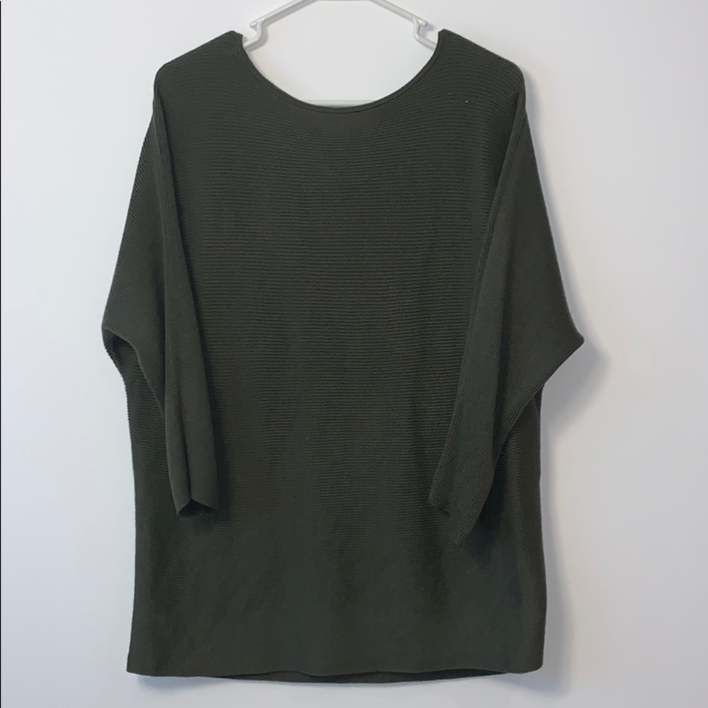 Boat neck sweater